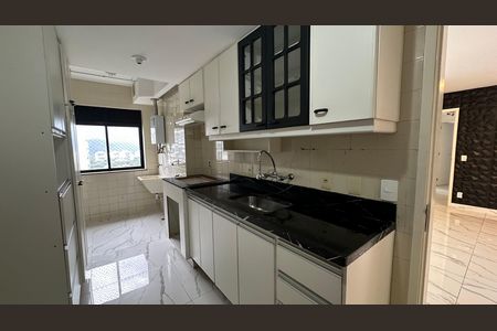 Apartamento para alugar com 108m², 3 quartos e 2 vagas Apartamento para alugar com 108m², 3 quartos e 2 vagasCozinha