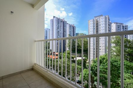 Varanda de apartamento para alugar com 2 quartos, 68m² em Parque Reboucas, São Paulo