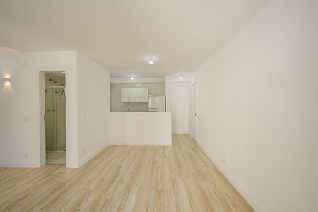 Apartamento para alugar com 68m², 2 quartos e 1 vagaSala