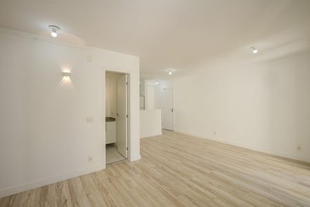 Sala de apartamento para alugar com 2 quartos, 68m² em Parque Reboucas, São Paulo