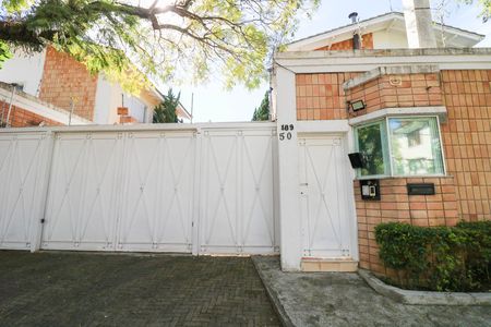 Fachada do condomínio de casa de condomínio para alugar com 4 quartos, 216m² em Jardim Petrópolis, São Paulo