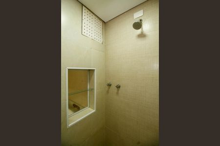 Apartamento para alugar com 170m², 2 quartos e 1 vaga Apartamento para alugar com 170m², 2 quartos e 1 vagaBanheiro da Suíte
