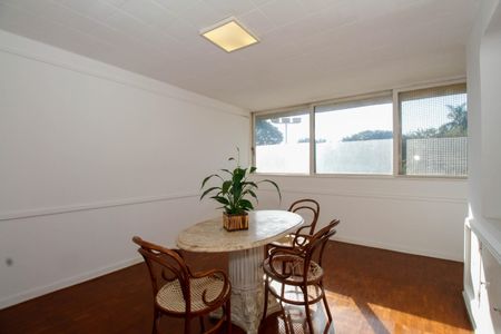 Apartamento para alugar com 170m², 2 quartos e 1 vaga Apartamento para alugar com 170m², 2 quartos e 1 vagaSala de Jantar