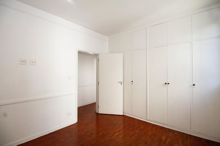 Apartamento para alugar com 170m², 2 quartos e 1 vaga Apartamento para alugar com 170m², 2 quartos e 1 vagaQuarto