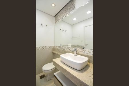 Banheiro Social de apartamento para alugar com 2 quartos, 170m² em Jardim Paulista, São Paulo