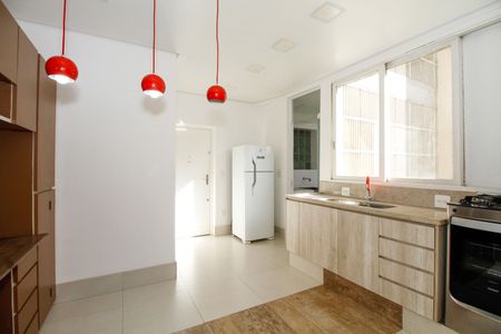 Apartamento para alugar com 170m², 2 quartos e 1 vaga Apartamento para alugar com 170m², 2 quartos e 1 vagaCozinha