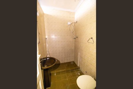 Banheiro de kitnet/studio para alugar com 1 quarto, 30m² em Centro, Niterói