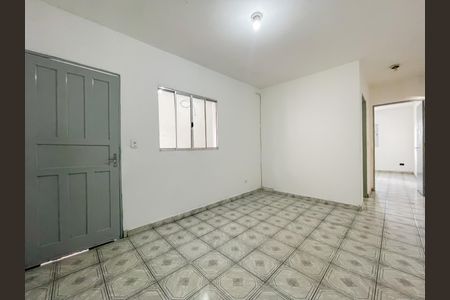 Sala de casa para alugar com 2 quartos, 150m² em Km 18, Osasco