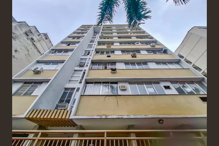 Apartamento à venda com 56m², 1 quarto e sem vagaFachada