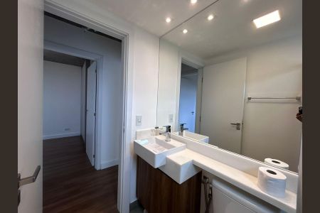 Apartamento à venda com 58m², 2 quartos e 2 vagasBanheiro Social
