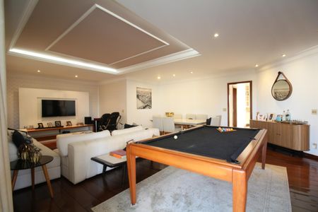 Apartamento à venda com 250m², 4 quartos e 4 vagasSala