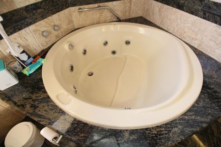 Apartamento à venda com 250m², 4 quartos e 4 vagasBanheiro da Suíte 1