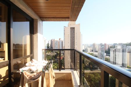 Apartamento à venda com 250m², 4 quartos e 4 vagasVaranda Copa