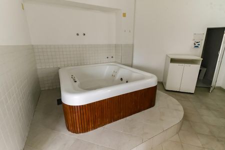 Apartamento para alugar com 62m², 2 quartos e 1 vagaôfuro