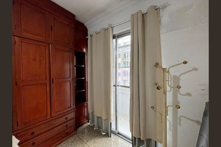 Apartamento para alugar com 141m², 4 quartos e sem vaga Apartamento para alugar com 141m², 4 quartos e sem vagaSuíte
