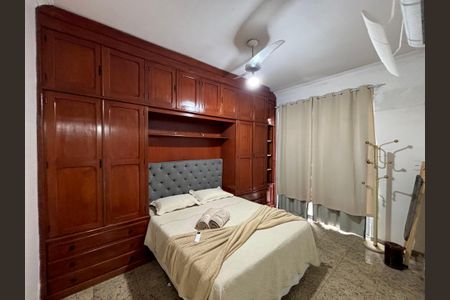 Apartamento para alugar com 141m², 4 quartos e sem vaga Apartamento para alugar com 141m², 4 quartos e sem vagaSuíte