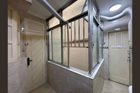 Apartamento para alugar com 141m², 4 quartos e sem vaga Apartamento para alugar com 141m², 4 quartos e sem vagaÁrea de serviço