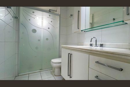 Apartamento para alugar com 89m², 2 quartos e 2 vagas Apartamento para alugar com 89m², 2 quartos e 2 vagasBanheiro da Suíte 1