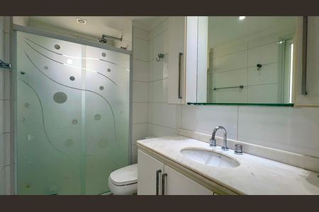 Apartamento para alugar com 89m², 2 quartos e 2 vagas Apartamento para alugar com 89m², 2 quartos e 2 vagasBanheiro da Suíte 1