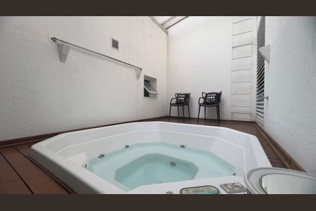 Apartamento para alugar com 89m², 2 quartos e 2 vagas Apartamento para alugar com 89m², 2 quartos e 2 vagasHidromassagem