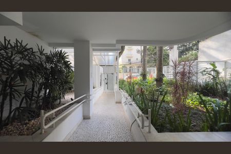 Apartamento para alugar com 89m², 2 quartos e 2 vagas Apartamento para alugar com 89m², 2 quartos e 2 vagasEntrada