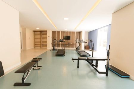 Apartamento para alugar com 73m², 2 quartos e 2 vagas Apartamento para alugar com 73m², 2 quartos e 2 vagasÁrea comum - Academia