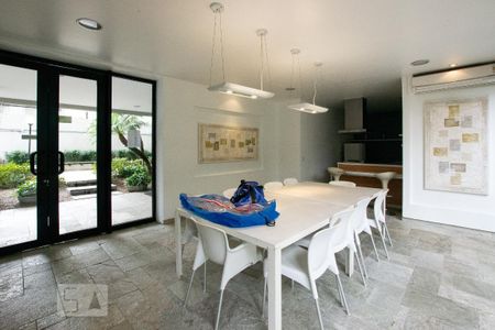 Apartamento à venda com 97m², 1 quarto e 2 vagasÁrea comum - Salão de festas