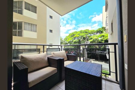 Apartamento à venda com 97m², 1 quarto e 2 vagasVaranda 