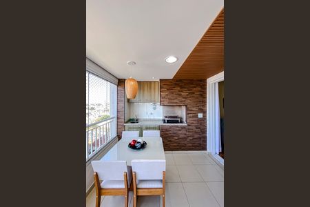 Apartamento à venda com 97m², 3 quartos e 2 vagas Apartamento à venda com 97m², 3 quartos e 2 vagasVaranda da Sala