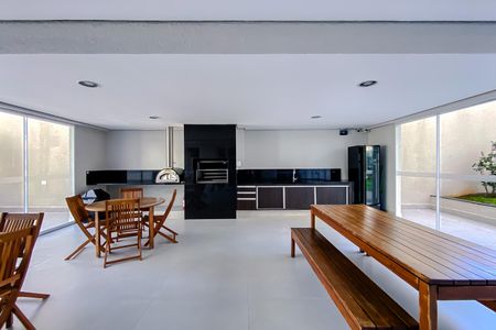 Apartamento à venda com 97m², 3 quartos e 2 vagas Apartamento à venda com 97m², 3 quartos e 2 vagasÁrea comum - Churrasqueira