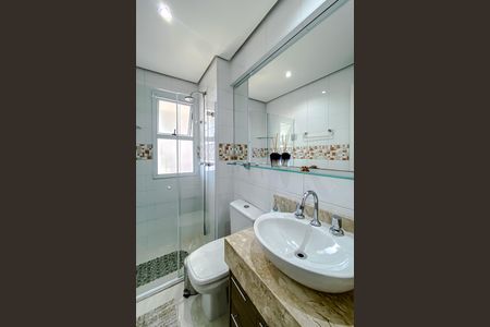 Apartamento à venda com 97m², 3 quartos e 2 vagas Apartamento à venda com 97m², 3 quartos e 2 vagasBanheiro social