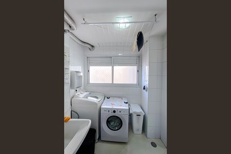 Apartamento à venda com 97m², 3 quartos e 2 vagas Apartamento à venda com 97m², 3 quartos e 2 vagasÁrea de Serviço