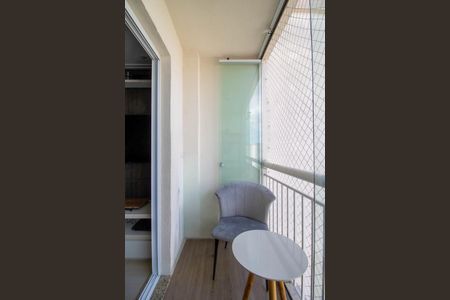 Apartamento para alugar com 67m², 3 quartos e 1 vaga Apartamento para alugar com 67m², 3 quartos e 1 vagaVaranda