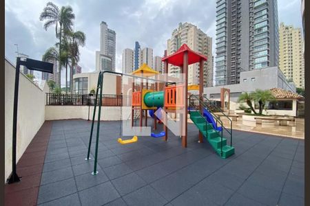 Apartamento à venda com 106m², 3 quartos e 3 vagasÁrea comum - Playground