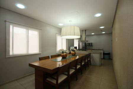 Apartamento à venda com 49m², 2 quartos e 1 vagaÁrea comum