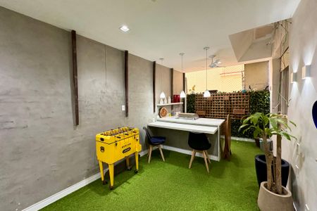 Apartamento à venda com 200m², 4 quartos e 1 vaga Apartamento à venda com 200m², 4 quartos e 1 vagaÁrea interna