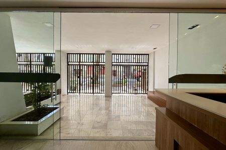 Apartamento à venda com 200m², 4 quartos e 1 vaga Apartamento à venda com 200m², 4 quartos e 1 vagaPortaria