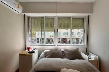 Apartamento à venda com 200m², 4 quartos e 1 vaga Apartamento à venda com 200m², 4 quartos e 1 vagaQuarto 2 - Suíte