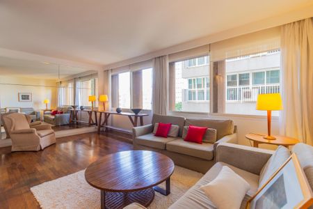 Sala de apartamento para alugar com 2 quartos, 105m² em Paraíso, São Paulo