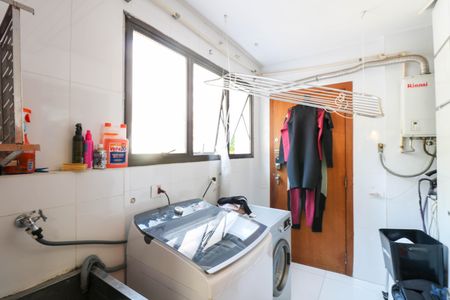 Apartamento à venda com 147m², 4 quartos e 2 vagasÁrea de Serviço