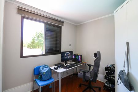 Apartamento à venda com 147m², 4 quartos e 2 vagasQuarto 3