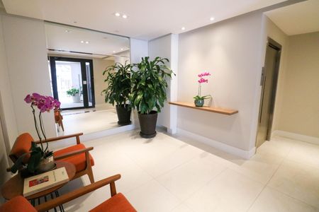 Apartamento à venda com 147m², 4 quartos e 2 vagasÁrea comum - Hall Social