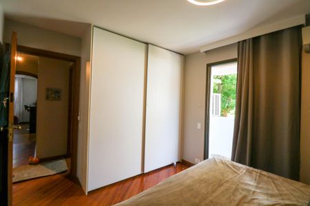 Apartamento à venda com 147m², 4 quartos e 2 vagasSuíte