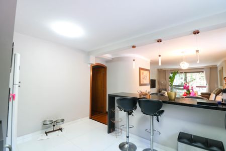 Apartamento à venda com 147m², 4 quartos e 2 vagasCozinha