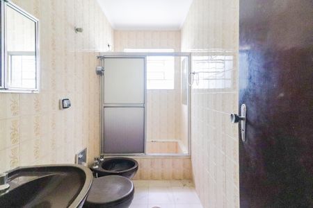 Casa para alugar com 220m², 5 quartos e 2 vagasBanheiro Suíte