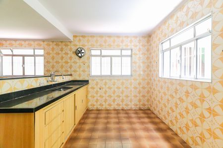 Casa para alugar com 220m², 5 quartos e 2 vagasCozinha