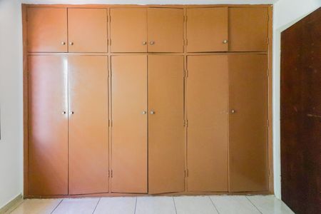 Casa para alugar com 220m², 5 quartos e 2 vagasQuarto 2