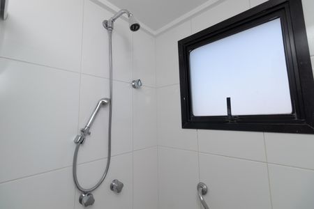 Apartamento para alugar com 92m², 2 quartos e 2 vagas Apartamento para alugar com 92m², 2 quartos e 2 vagasBanheiro da Suíte