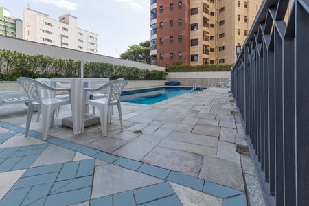 Apartamento para alugar com 92m², 2 quartos e 2 vagas Apartamento para alugar com 92m², 2 quartos e 2 vagasÁrea comum - Piscina
