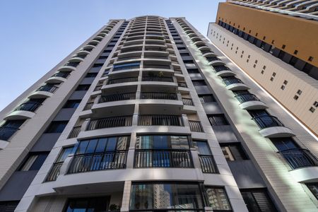 Apartamento para alugar com 92m², 2 quartos e 2 vagas Apartamento para alugar com 92m², 2 quartos e 2 vagasFachada